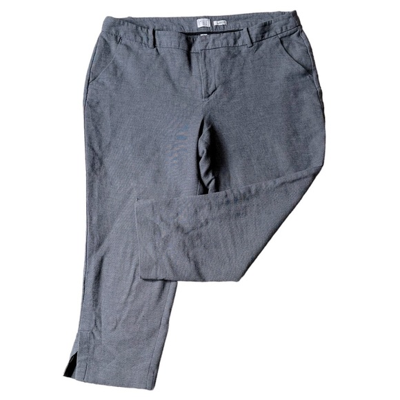 a new day Pants - A NEW DAY gray slit leg stretch crop pants size 16